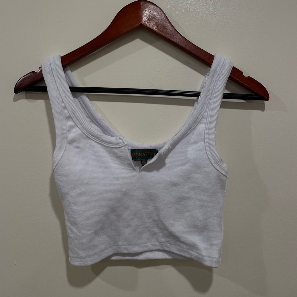 Signature crop white tank